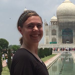 Meet your Posher, Hannah